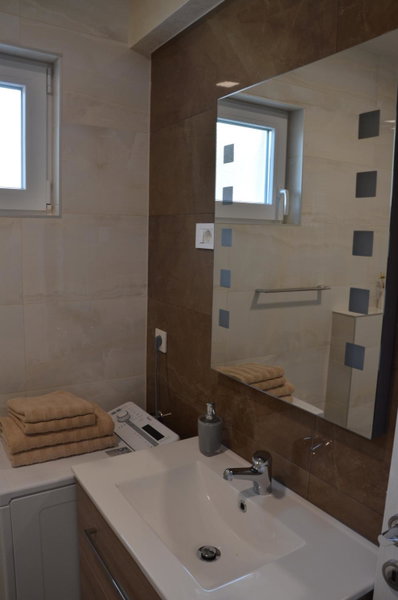 Apartments Lozina, Drvenik, Croatia