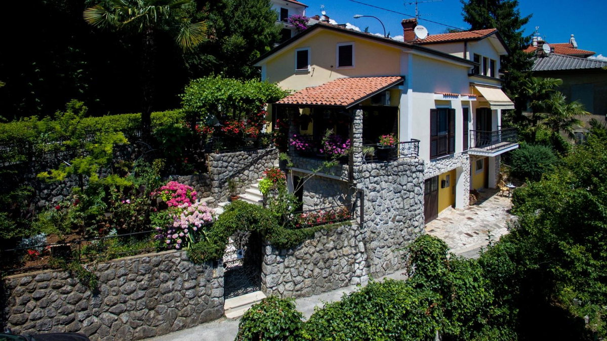 Hotel · Apartment Dolores, Opatija