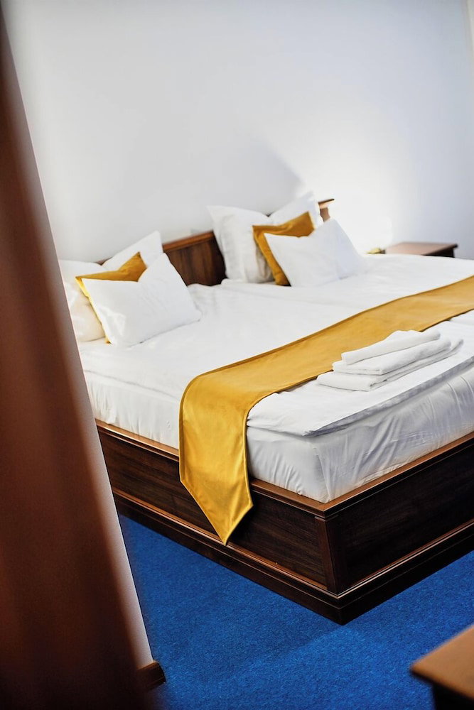 Hotel Bassiana, Hungary