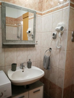 Vörösmarty Apartman Miskolc - Belváros - downtown, Miskolc, Hungary