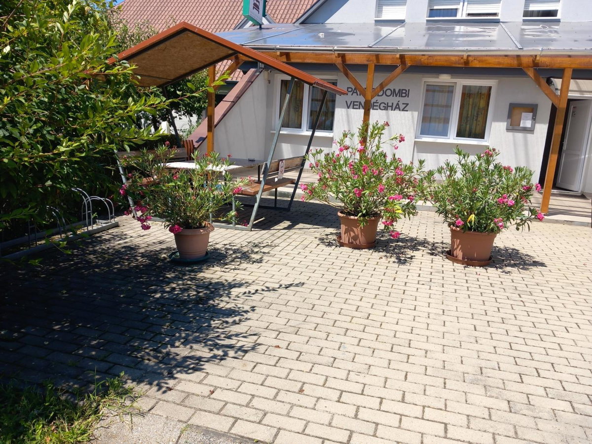 Páterdombi Vendégház, Hungary