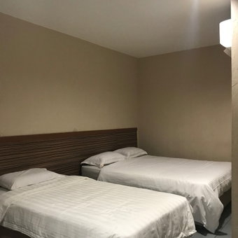Iskandar Sinsuran Guesthouse, Kota Kinabalu, Malaysia