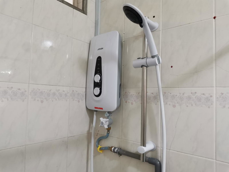 Jiuhao Homestay 九号民宿 15pax Stay Near Airport & City by Greenage, Kampong Nasob, Malaysia