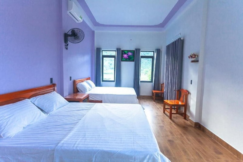 YoLo Pool Bar Villas, Bo Trach, Vietnam