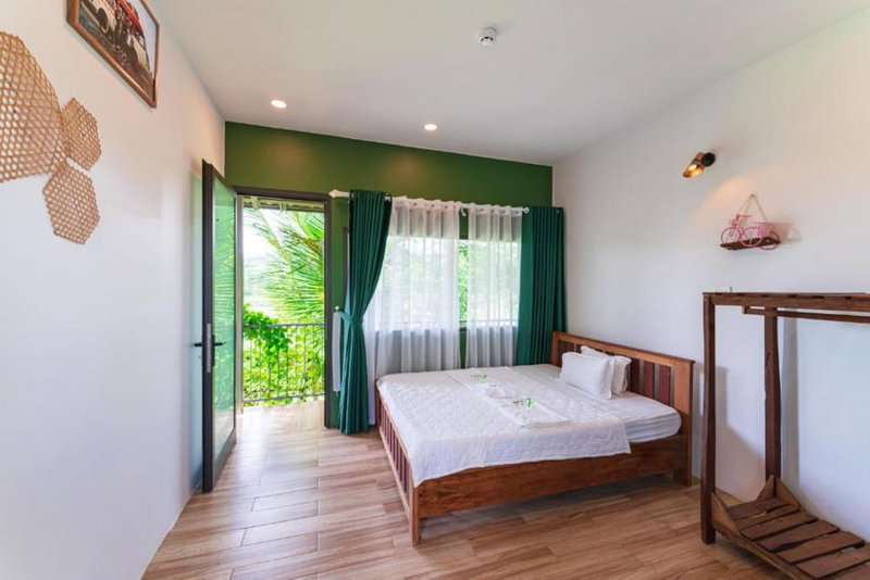 Phan Gia Xanh, Dien Khanh, Vietnam