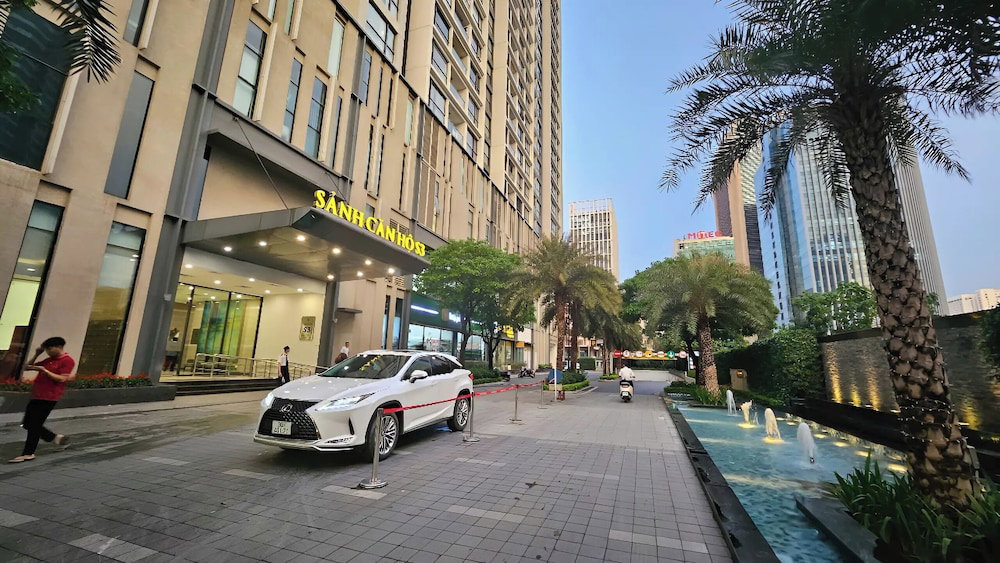 Hotel · Vinhome Sky Lake-Sunhometel, Hanoi