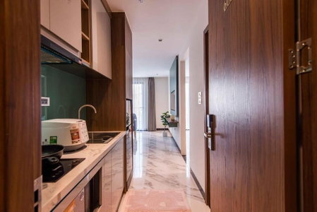 Luxe Paradise Suites Hotel Hoang Cau, Hanoi, Vietnam