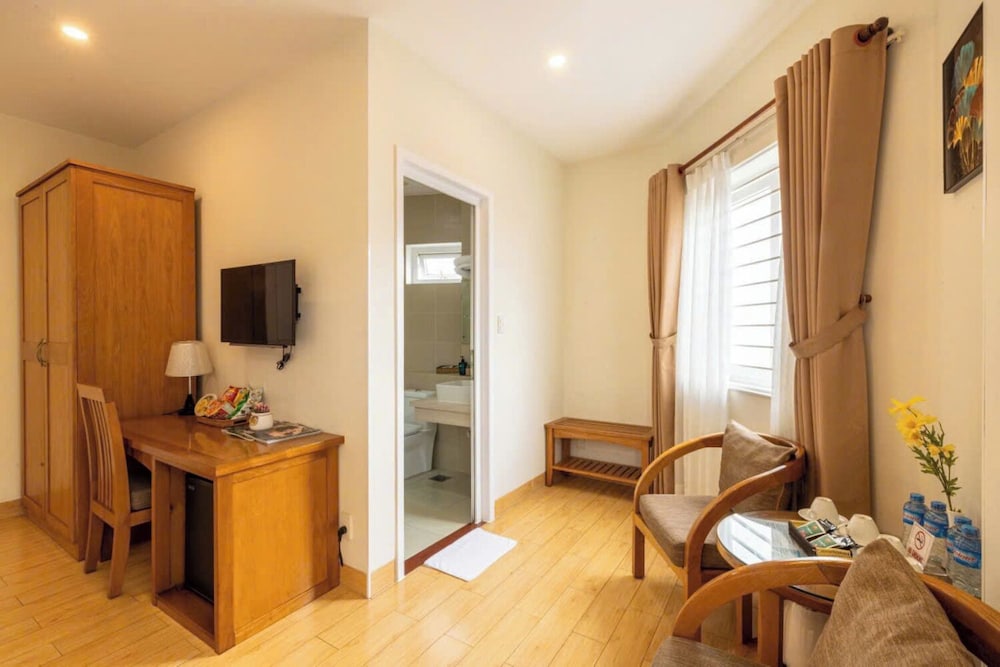 Hotel · Blue Diamond Airport Hotel, Ho Chi Minh City