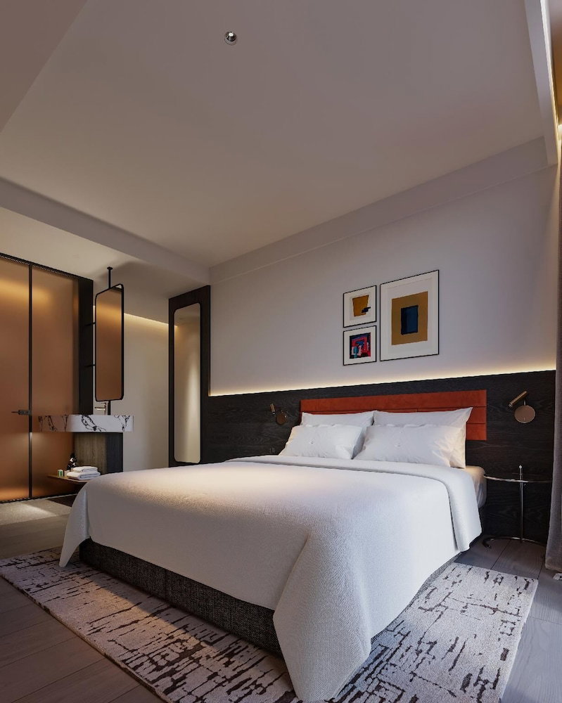 The Signature Hotel Saigon, Vietnam