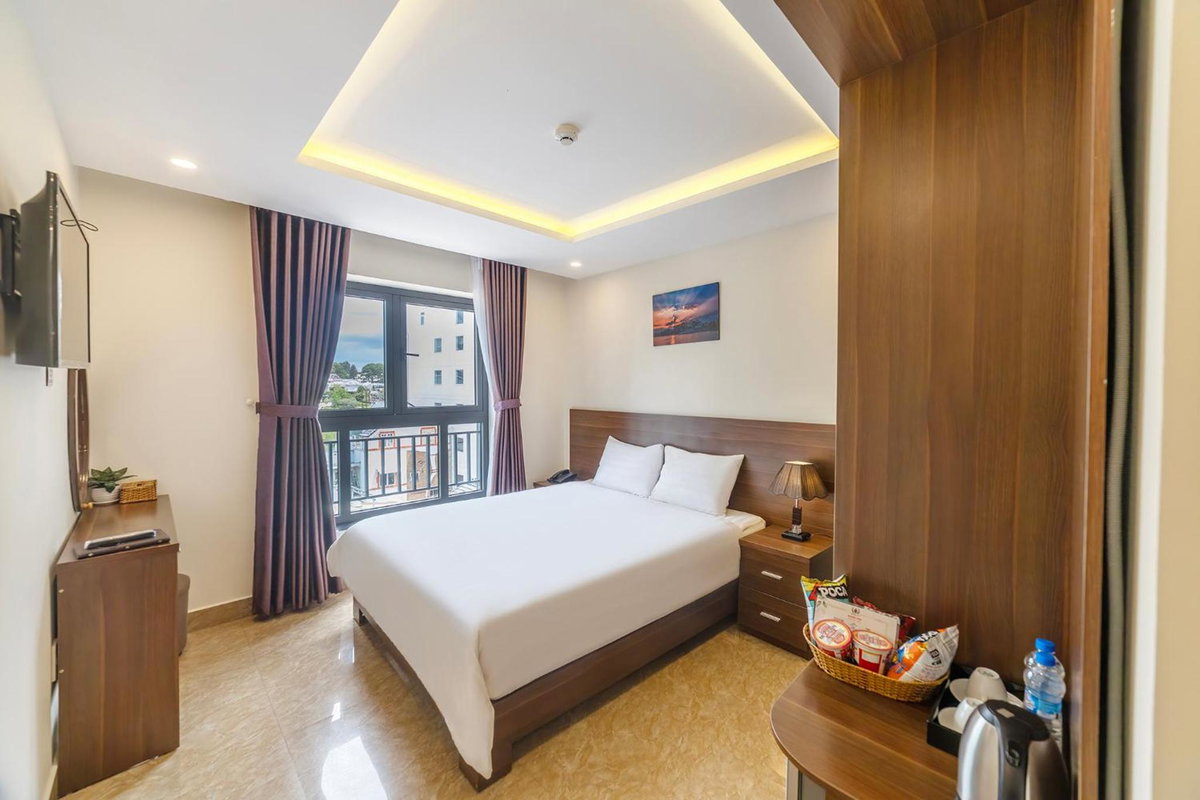 Huyền 179, Vietnam