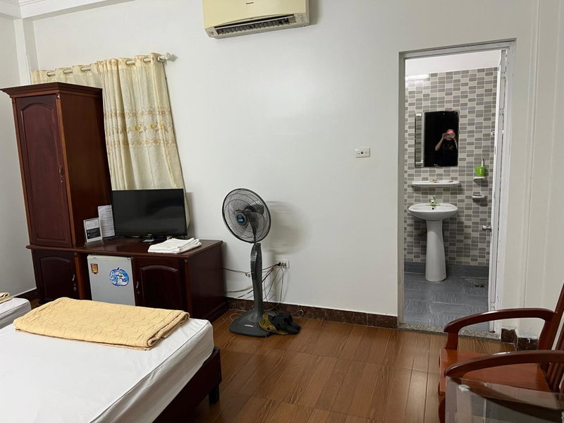 Anh Đào Hotel, Hạ Lý, Vietnam