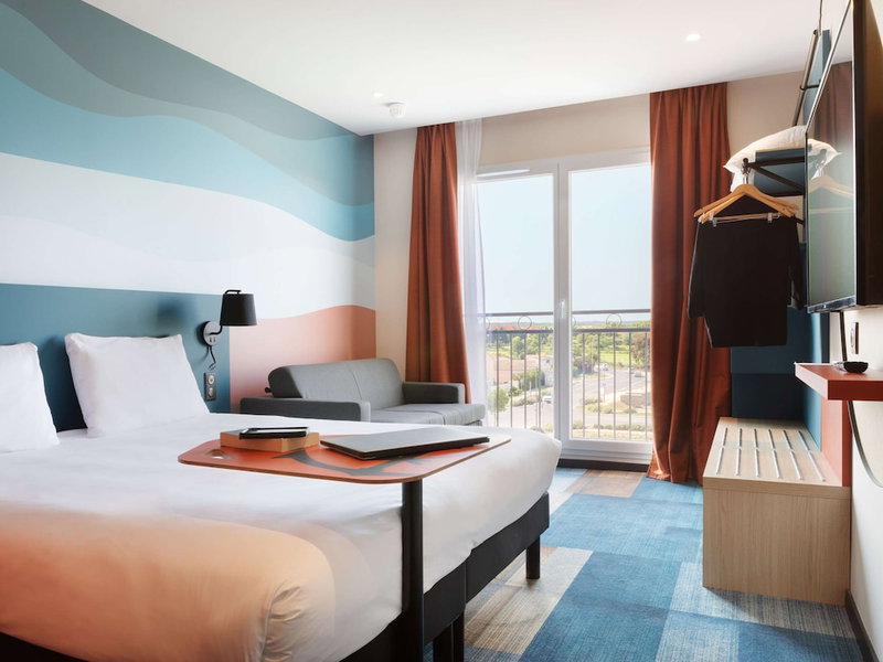 Ibis Styles Miramas - Provence, Miramas, France