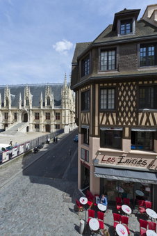 Les Initiés, Rouen, France