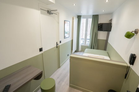 Hotel Esperance, Paris, France