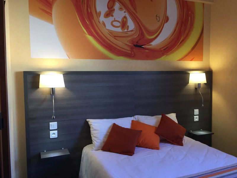 Hôtel de L'Avenue, Tarbes, France