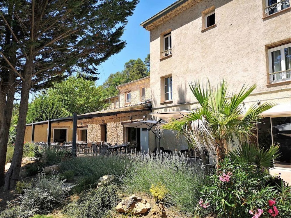Hotel · La Bastide de Montferrat, Montferrat