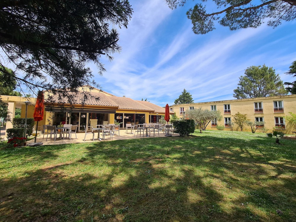 Hotel · Le Mas de l'Olivier, Pont-Saint-Esprit