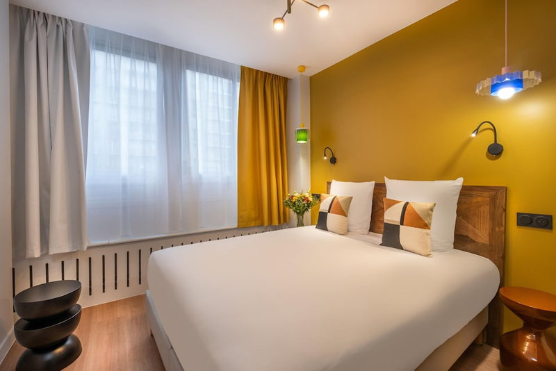 Montmartre Paris Suite, Paris, France