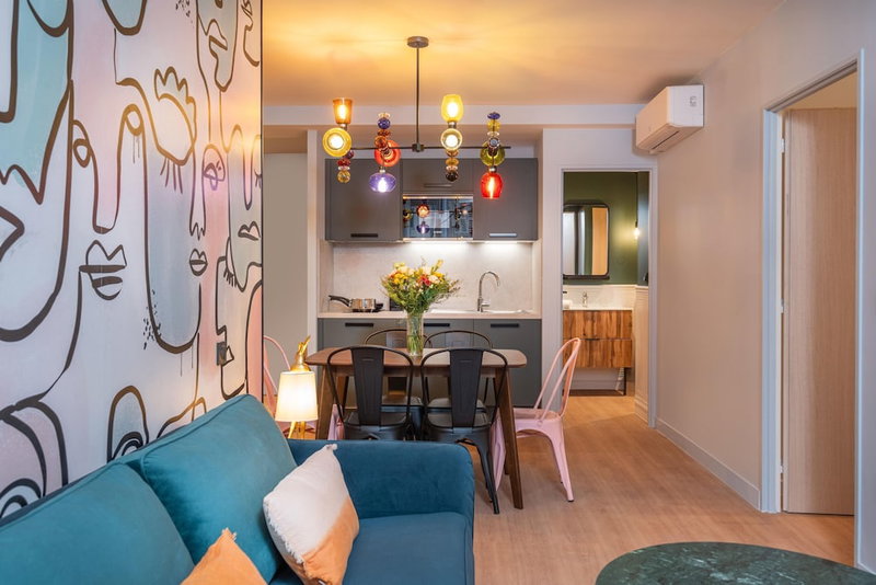 Montmartre Paris Suite, Paris, France