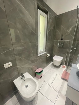 Laura Rooms, La Spezia, Italy