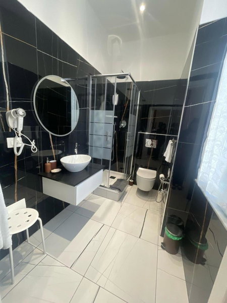 Laura Rooms, La Spezia, Italy