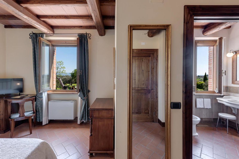 Locanda Poggioleone, Castiglione del Lago, Italy