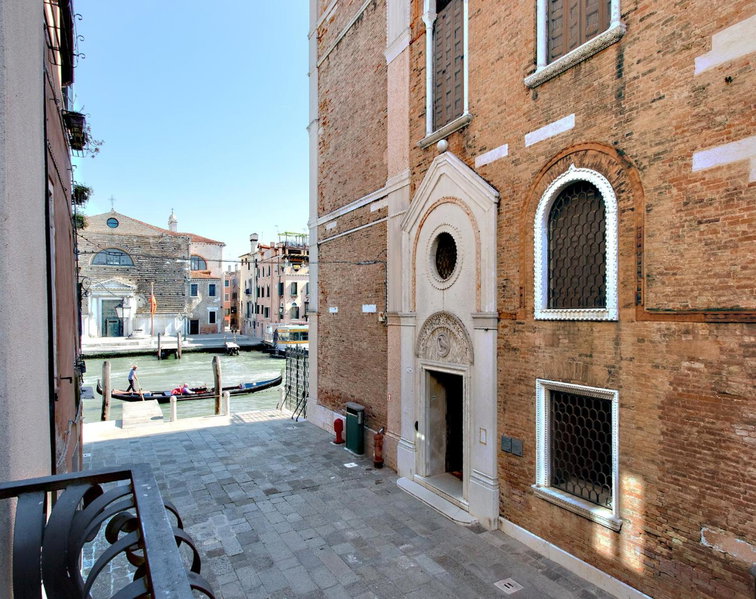 Ca' San Giorgio B&B, Venice, Italy