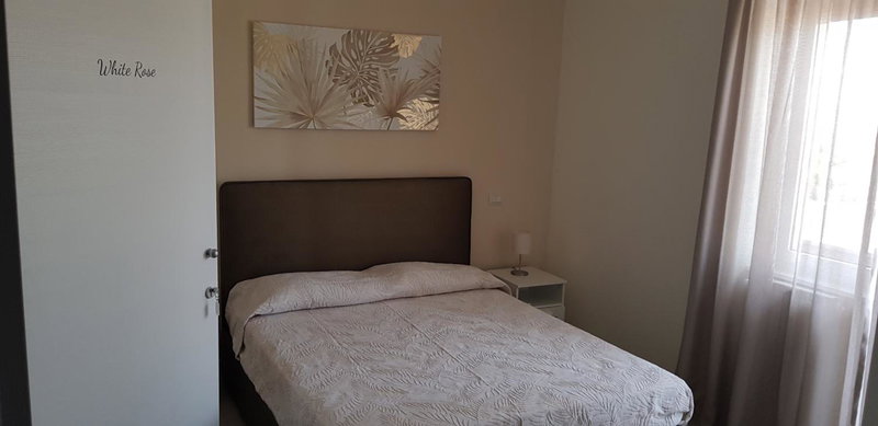 Little Rose guest house, Fiumicino, Italy
