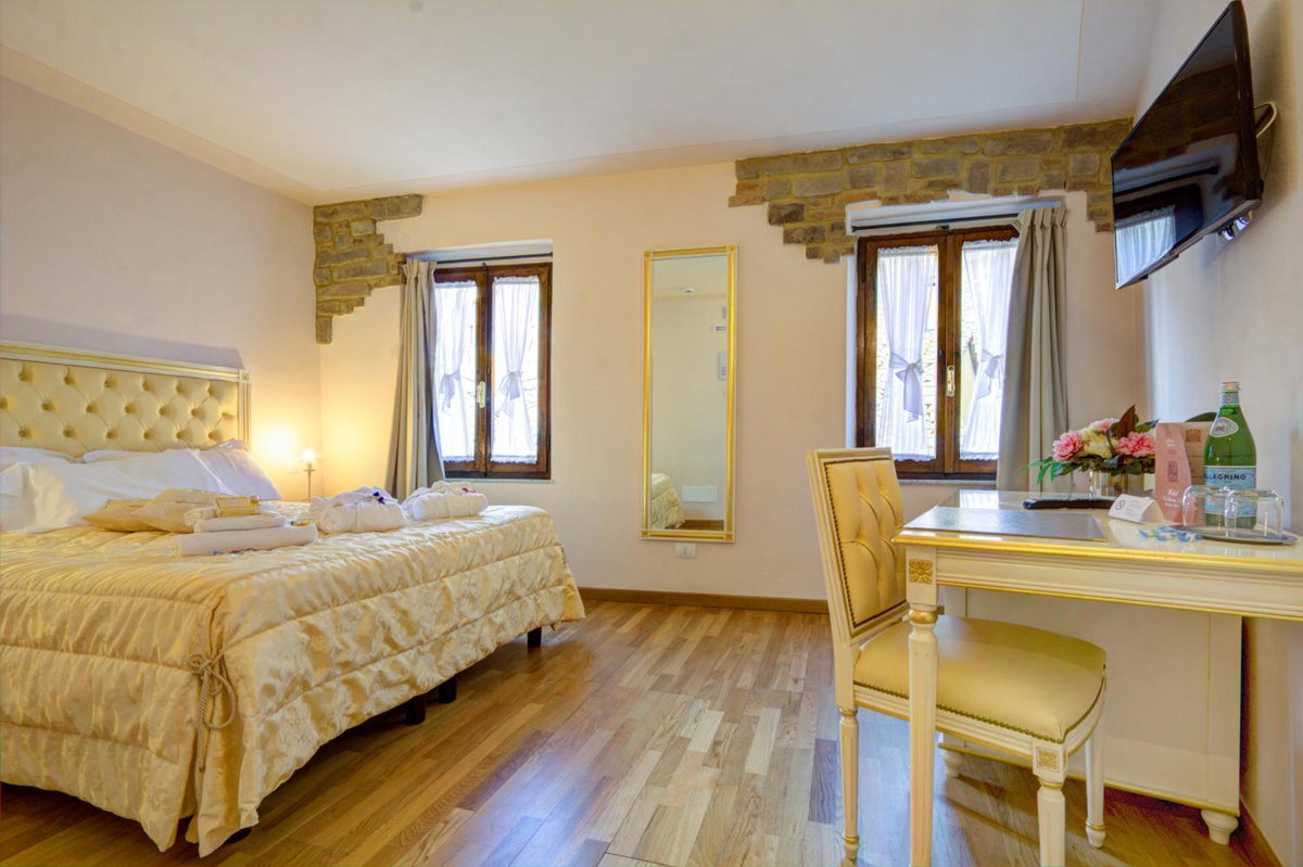 Hotel Volterra In Superior, Italy