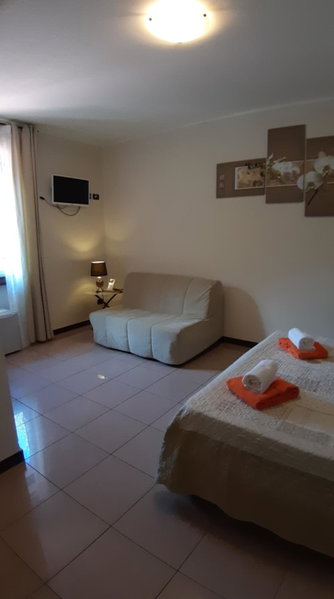 Villa Leilani B&B, Sale Marasino, Italy