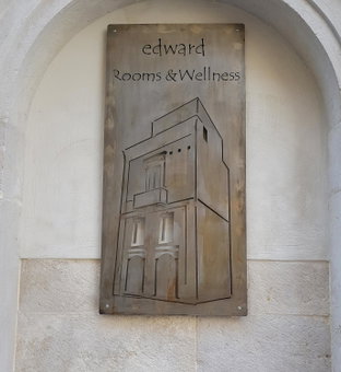Edward Rooms & Wellness B&B, Trani, Italy