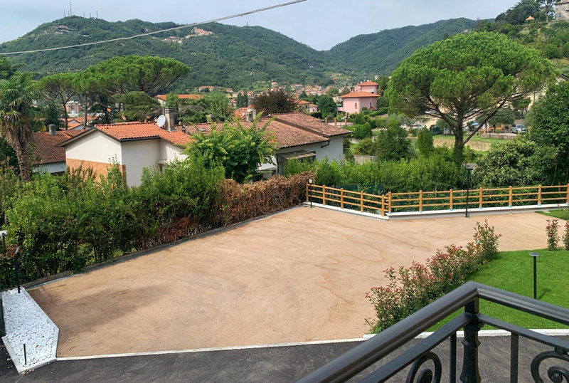 Mikeme, Carrara, Italy