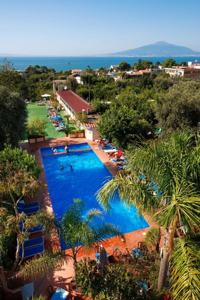Sorrento Comfort Rooms con piscina, Sorrento, Italy