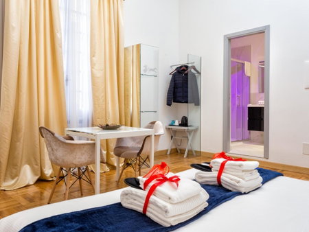 Queen Palace Suites, Rome, Italy