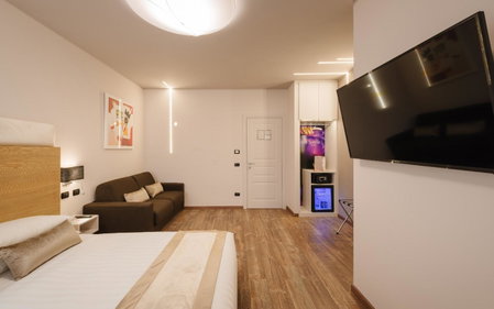 Etruska luxury Trastevere Guesthouse, Rome, Italy