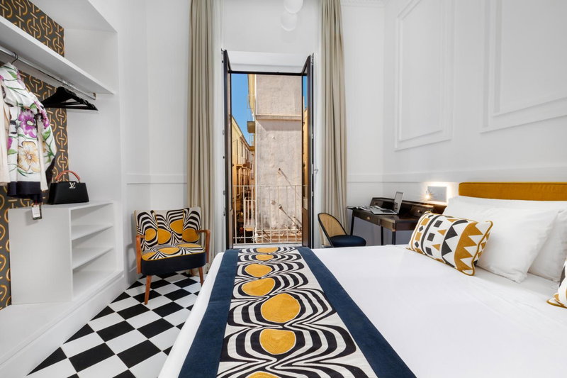 YourHome - Maison Iovino Luxury Rooms, Sorrento, Italy