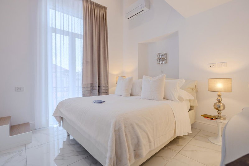 La Corte dei Mille Luxury, Naples, Italy