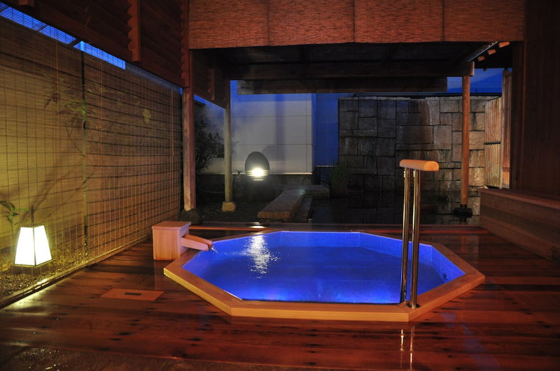 Seishohtei Shirasuna, Shirako, Japan