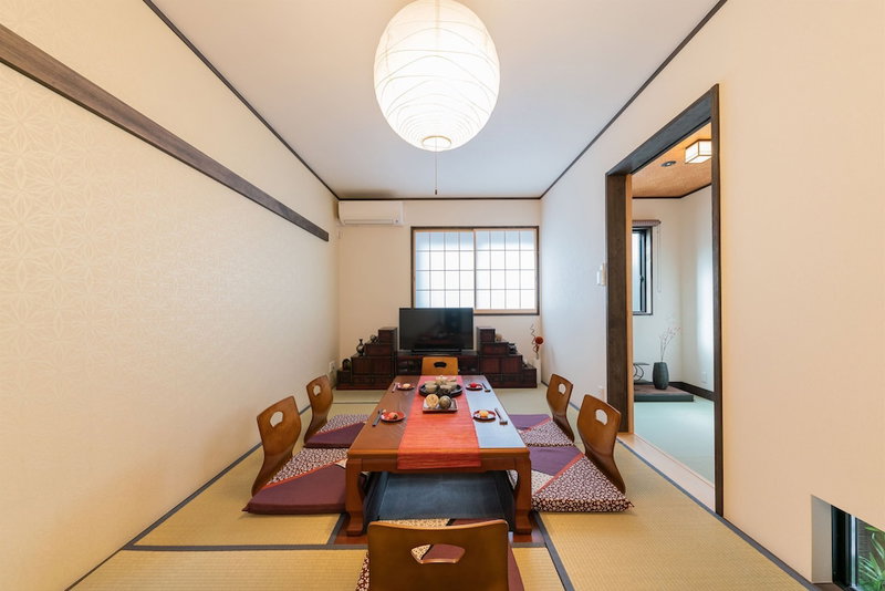 Yadoya Ryusenjicho, Tokyo, Japan