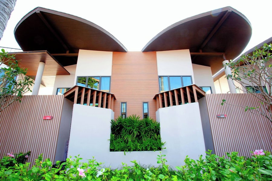 Eco Moment Beach Resort Hadchaosamran, Ban Laem, Thailand