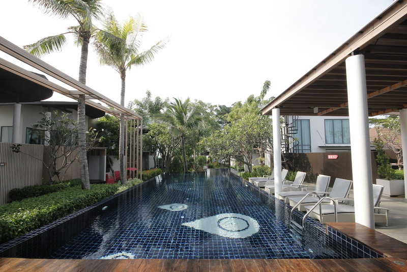 Eco Moment Beach Resort Hadchaosamran, Ban Laem, Thailand