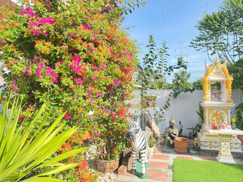 Wan Wan Pool Villa Pattaya, Nong Prue, Thailand