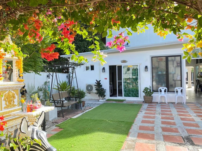 Wan Wan Pool Villa Pattaya, Nong Prue, Thailand