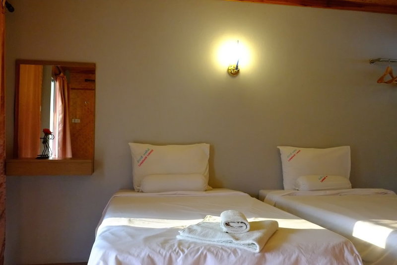 Lumphachi Lakehill Resort, Suan Phueng, Thailand
