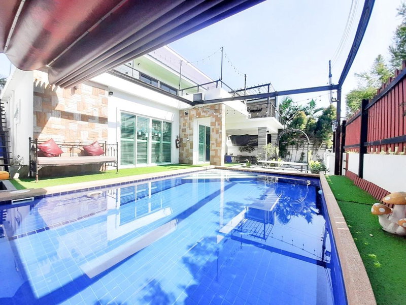 บ้านพูลแอคเซส หัวหิน 4 ห้องนอน จัดปาร์ตี้ คาราโอเกะ โต๊ะพูล พัก 8-20 คน, Hua Hin, Thailand