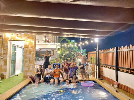 บ้านพูลแอคเซส หัวหิน 4 ห้องนอน จัดปาร์ตี้ คาราโอเกะ โต๊ะพูล พัก 8-20 คน, Hua Hin, Thailand