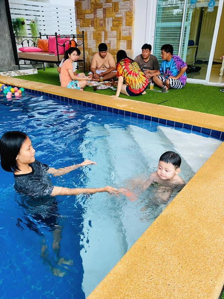 บ้านพูลแอคเซส หัวหิน 4 ห้องนอน จัดปาร์ตี้ คาราโอเกะ โต๊ะพูล พัก 8-20 คน, Hua Hin, Thailand