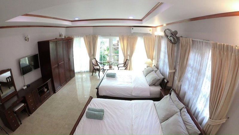 Lets Chill Pool Villa Najomtien Sattahip, Sattahip, Thailand