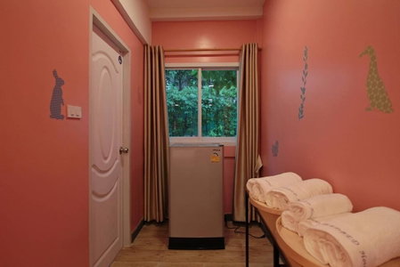 R 17 Living Hotel, Bangkok, Thailand