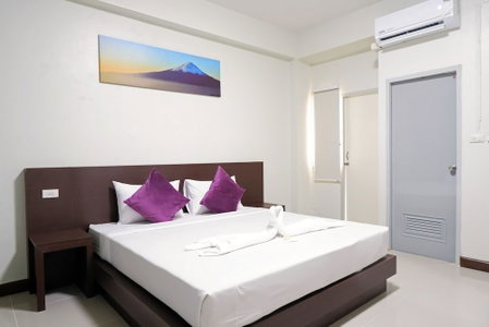 C Room Extra (Mai Samakkhi 15) by Choktawee, Chiang Mai, Thailand